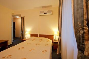 Hotel Cheap Sofia Zewnętrze zdjęcie