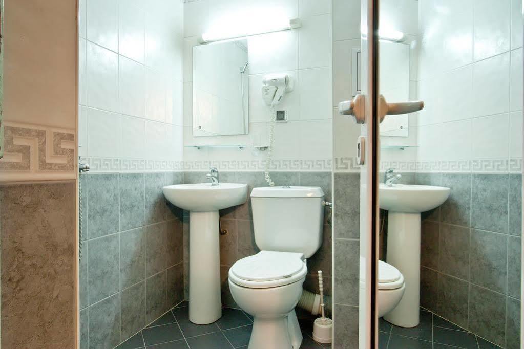 Hotel Cheap Sofia Zewnętrze zdjęcie
