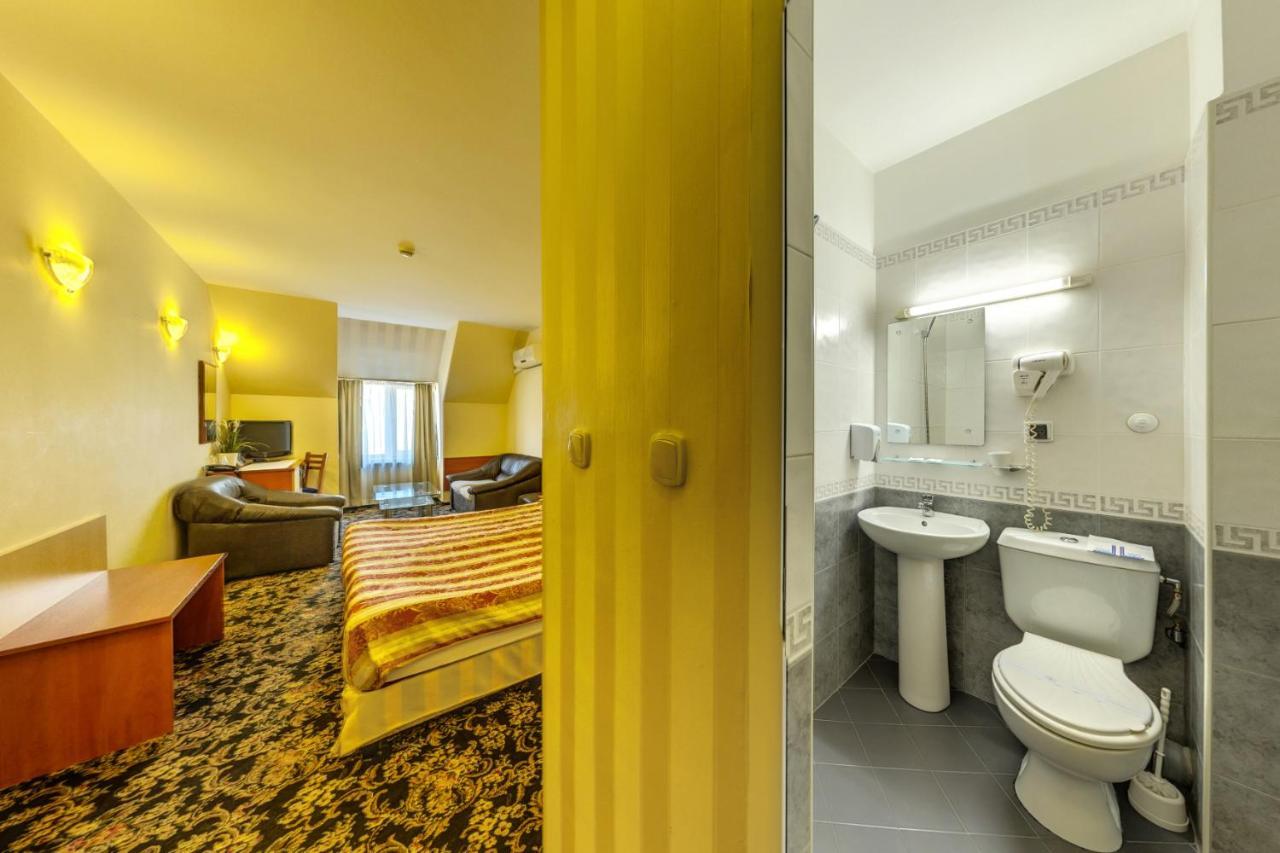 Hotel Cheap Sofia Zewnętrze zdjęcie